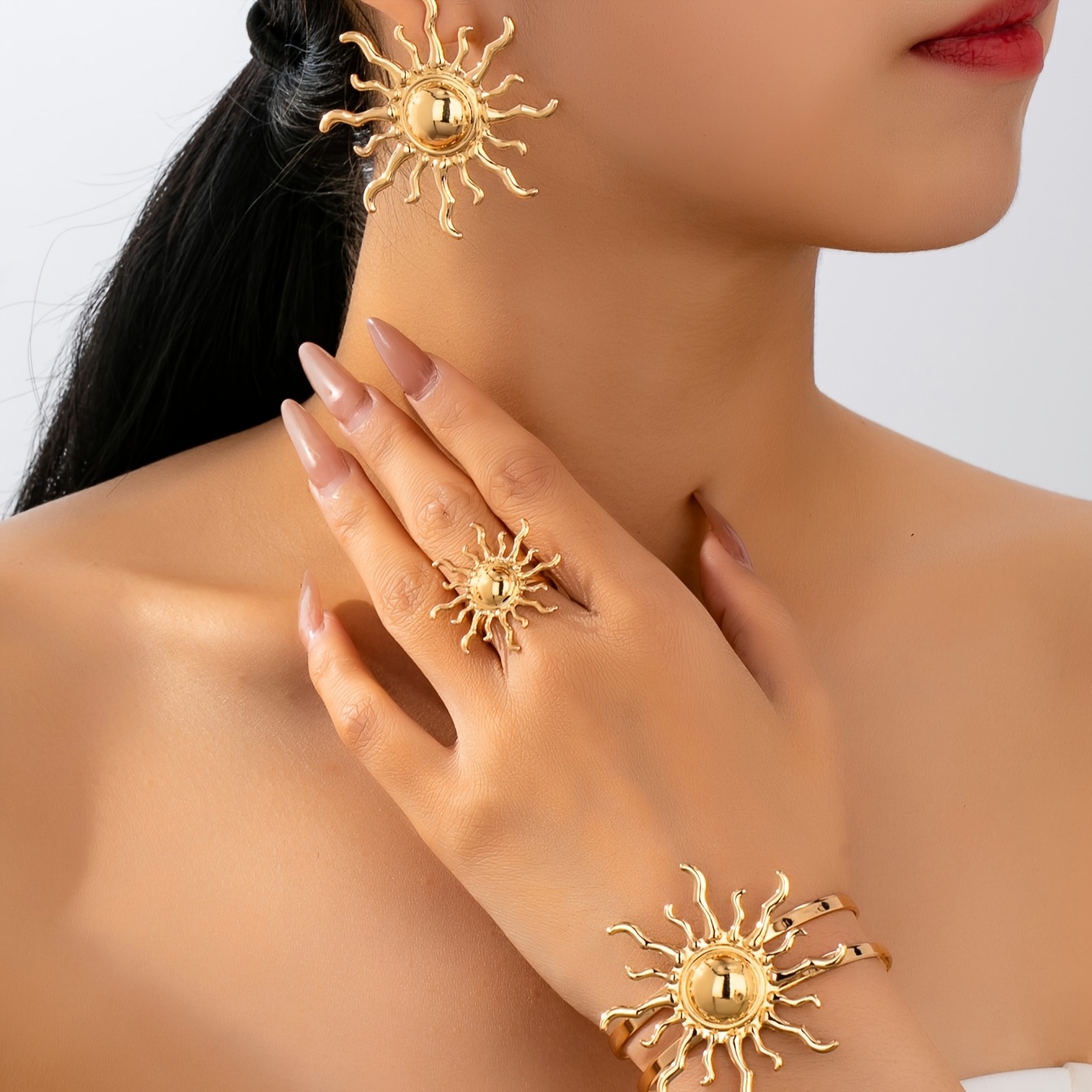 4pc Bohemian Style Golden Metal Sun Pendant Set